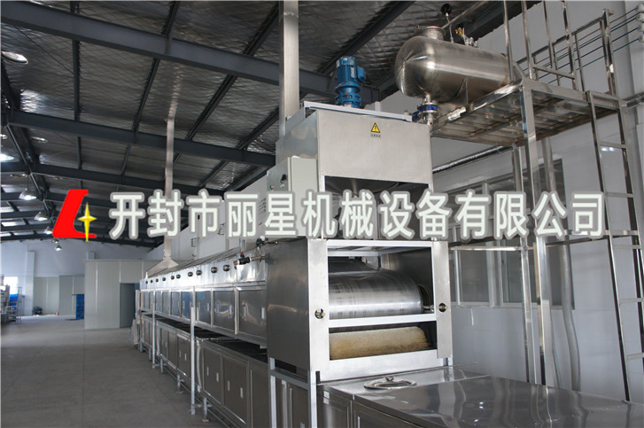 購置紅薯粉條機(jī)加工設(shè)備辦粉條廠容易實現(xiàn)嗎？